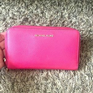 Pink Michael Kors Wallet Wristlet